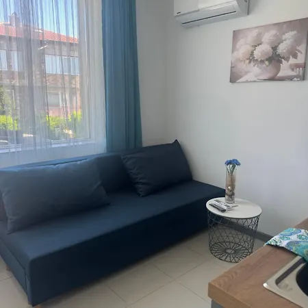 лилия 2 Apartament Primorsko