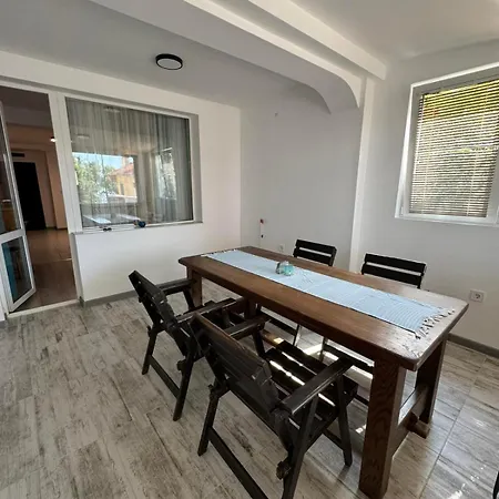 лилия 2 Apartament *