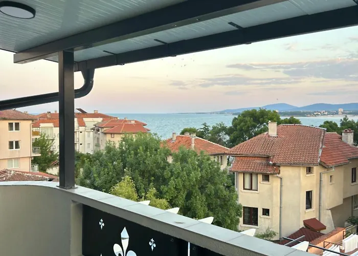 лилия 2 * プリモルスコ