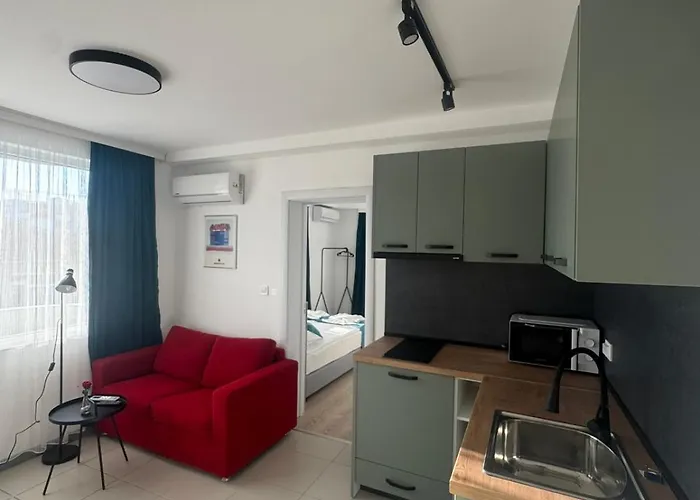 лилия 2 * プリモルスコ