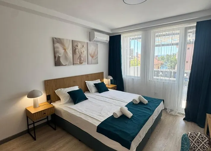 лилия 2 * プリモルスコ