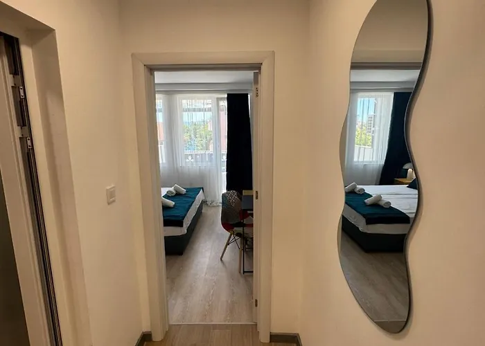 лилия 2 * プリモルスコ